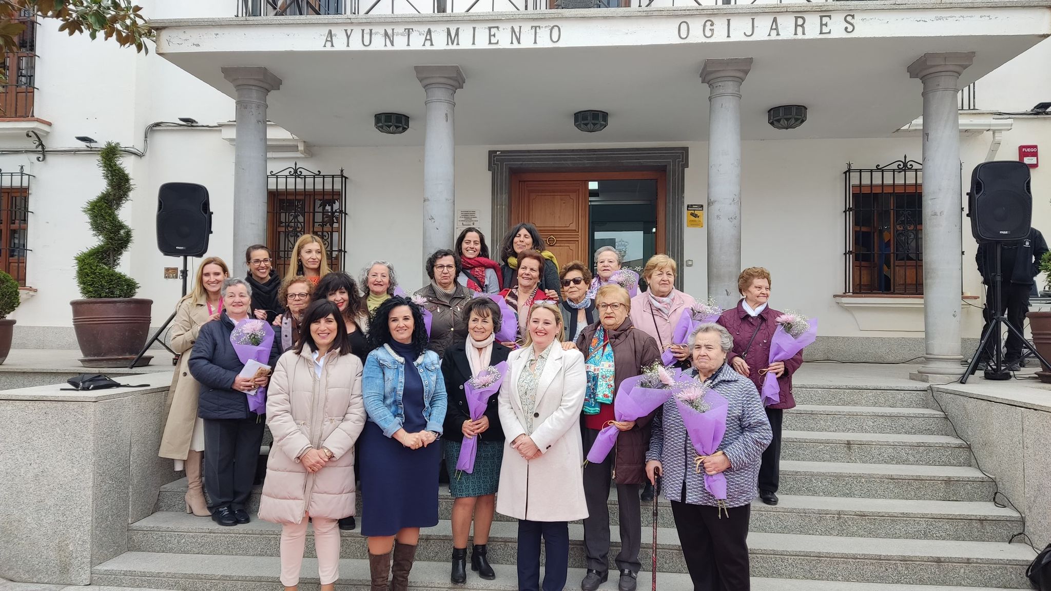 El proyecto ‘Huellas Ogíjares: Mujeres Raíz, a pelo y lana’ es clausurado por Diputación como homenaje al tejido colectivo de féminas en el pasado y el presente del municipio